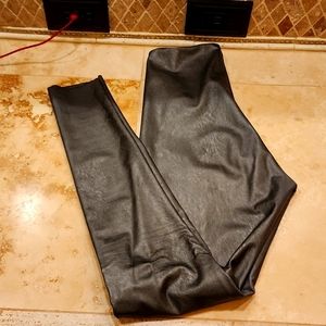 Leather look legging